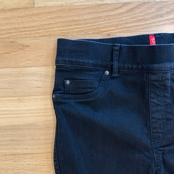 Women’s Spanx Black Ankle Skinny Jeans Business Casual Slimming Size Medium 8 - Picture 4 of 13